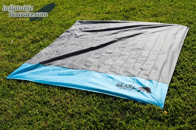 Bearz Outdoor Waterproof Blanket