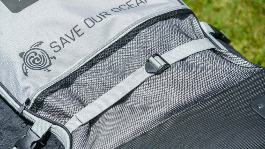 The bottom of the bag has a mesh pocket.